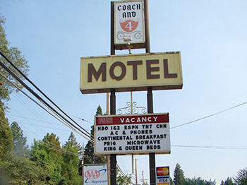 Coach N Four Motel Grass Valley Esterno foto
